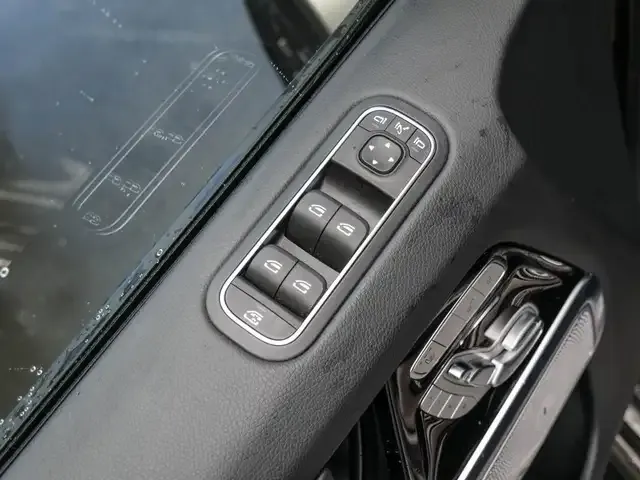 Mercedes-Benz G 500