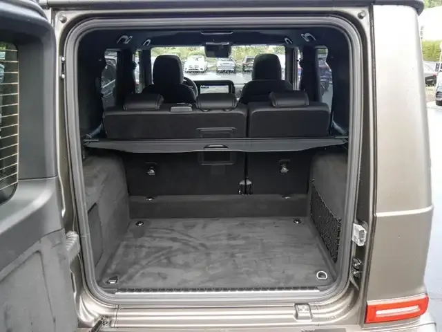 Mercedes-Benz G 500