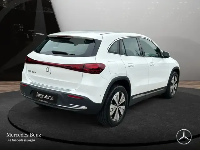 Mercedes-Benz EQA 250