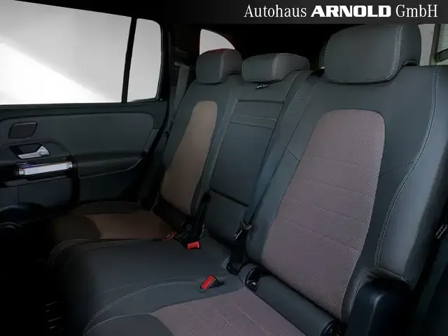 Mercedes-Benz EQB 300