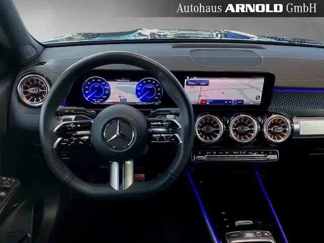 Mercedes-Benz EQB 300