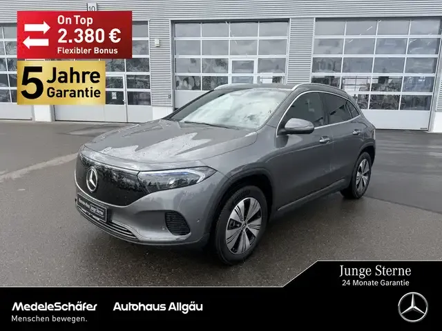 Mercedes-Benz EQA 300
