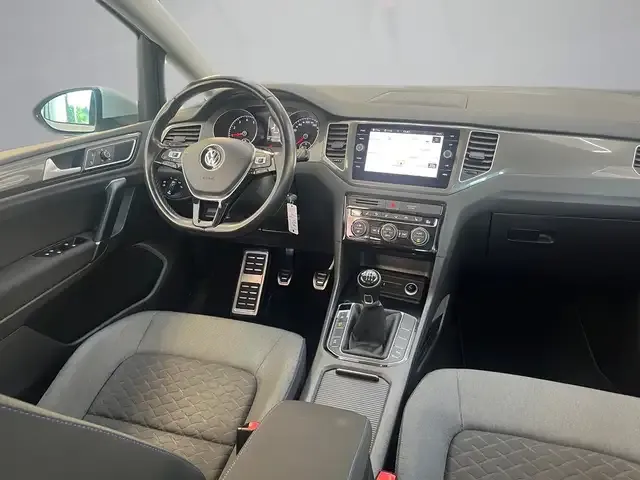 Volkswagen Golf Sportsvan