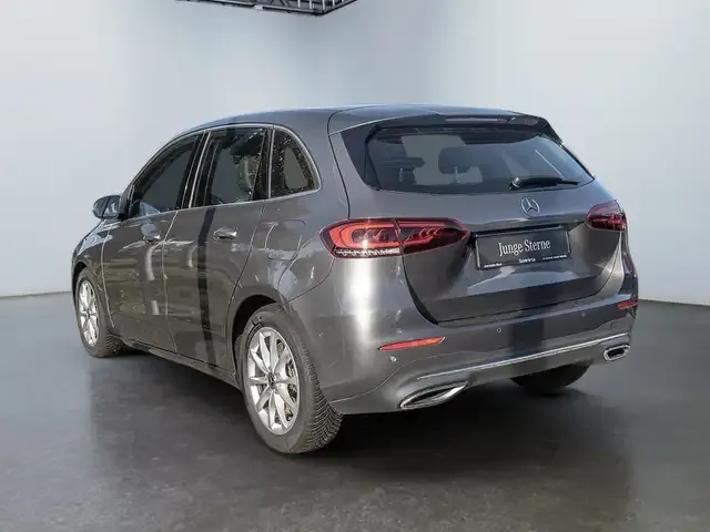Mercedes-Benz B 250