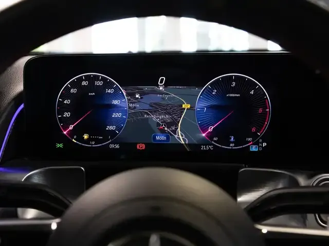 Mercedes-Benz GLB 200