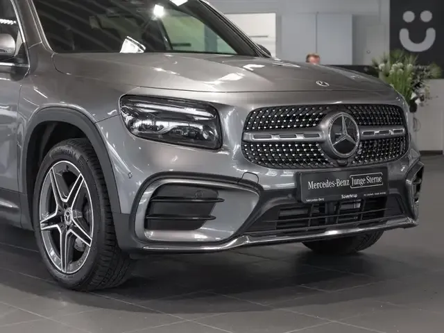 Mercedes-Benz GLB 200