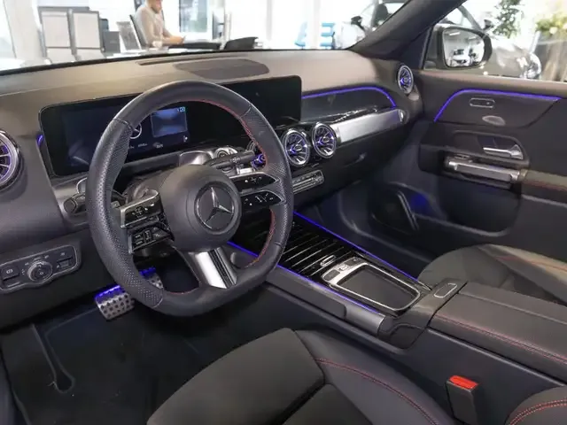 Mercedes-Benz GLB 200