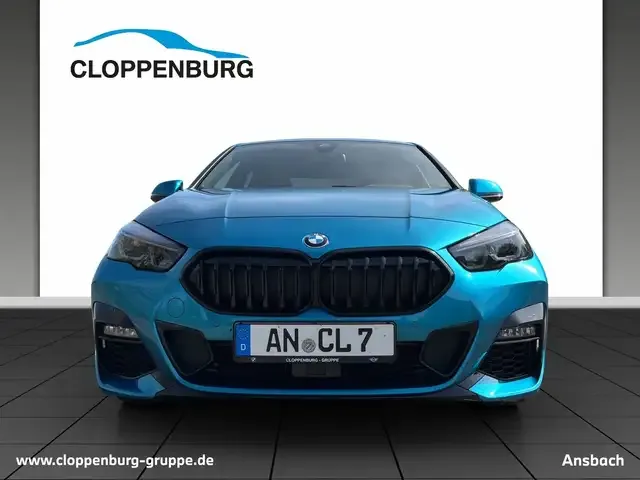 BMW 220