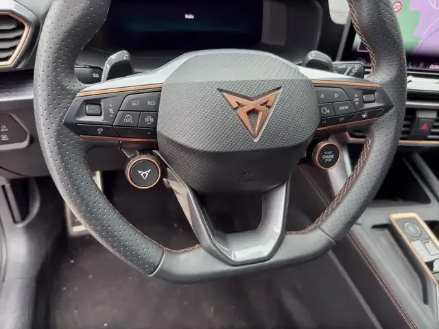 CUPRA Leon