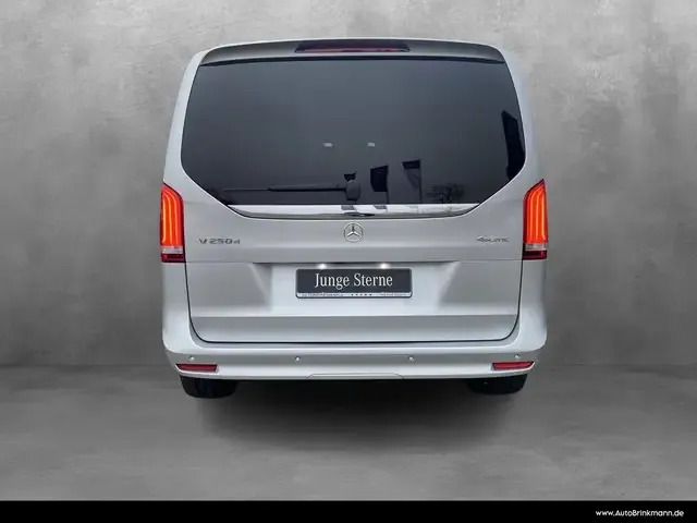 Mercedes-Benz V 250