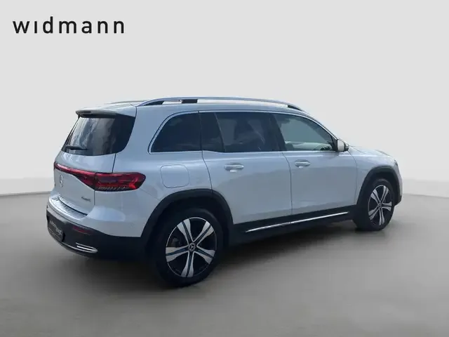 Mercedes-Benz EQB 300