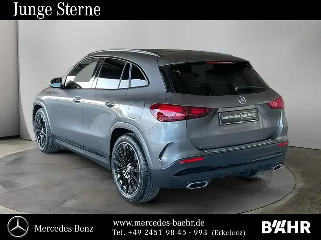 Mercedes-Benz GLA 200