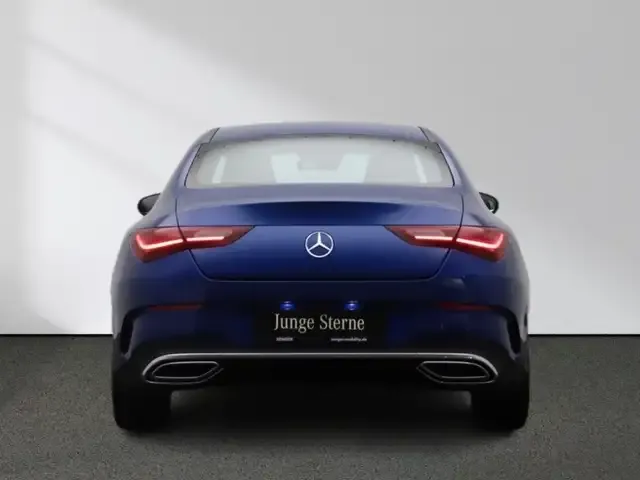 Mercedes-Benz CLA 200