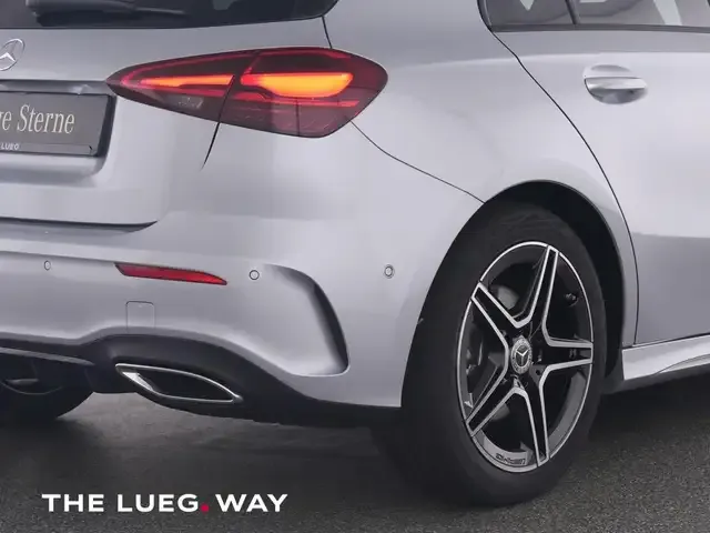 Mercedes-Benz A 200