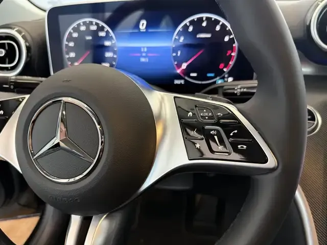 Mercedes-Benz C 200