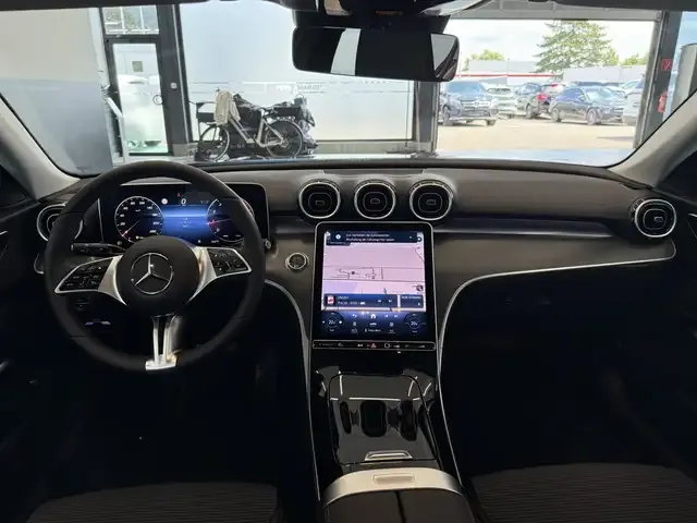 Mercedes-Benz C 200