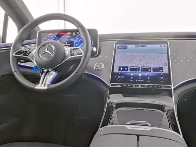 Mercedes-Benz EQE 300