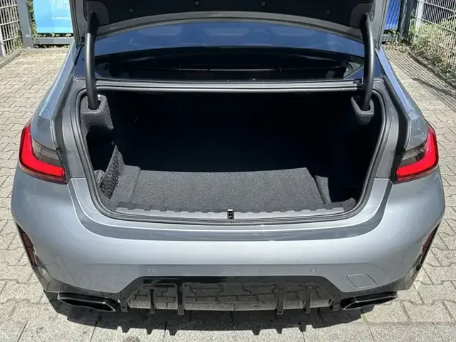 BMW 340