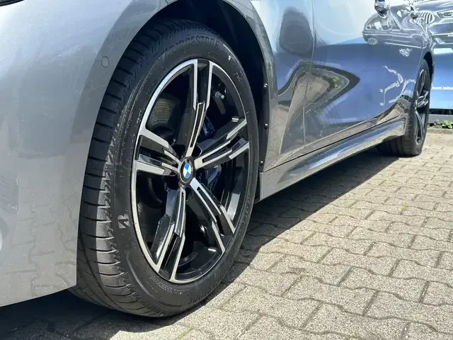 BMW 340