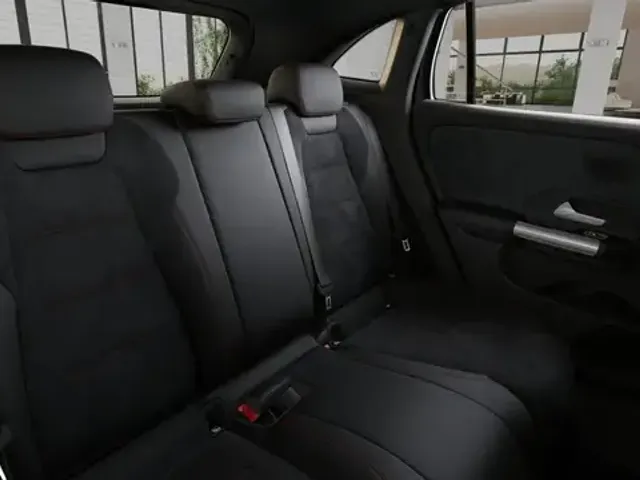 Mercedes-Benz GLA 180