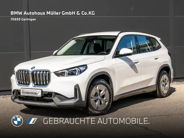 BMW iX1
