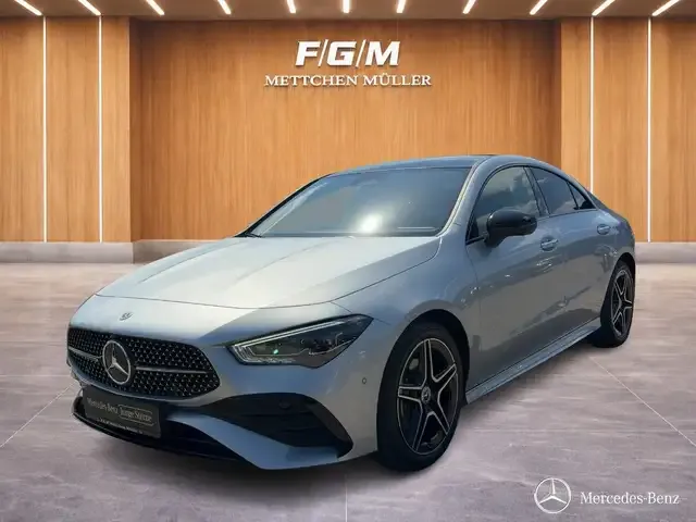 Mercedes-Benz CLA 180