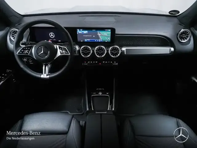 Mercedes-Benz EQB 300