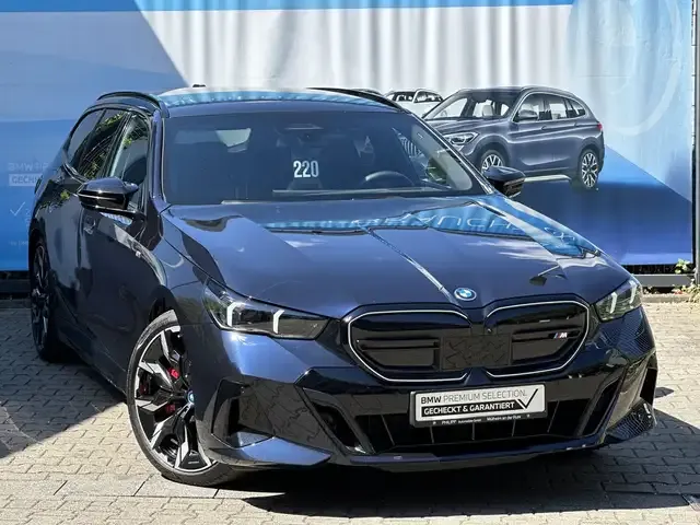 BMW i5
