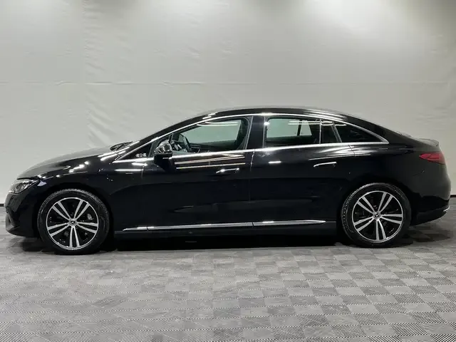 Mercedes-Benz EQE 300