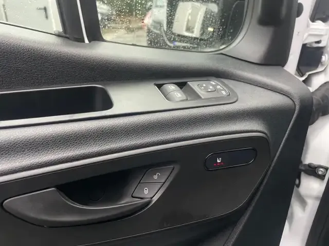 Mercedes-Benz Sonstige