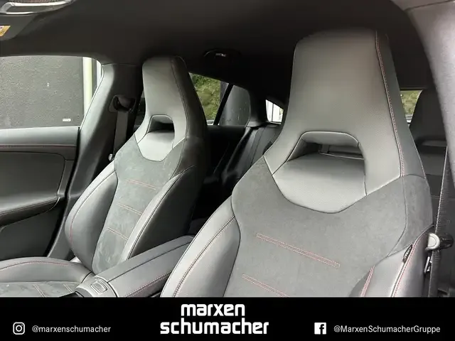 Mercedes-Benz CLA 220