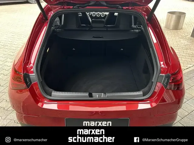 Mercedes-Benz CLA 220
