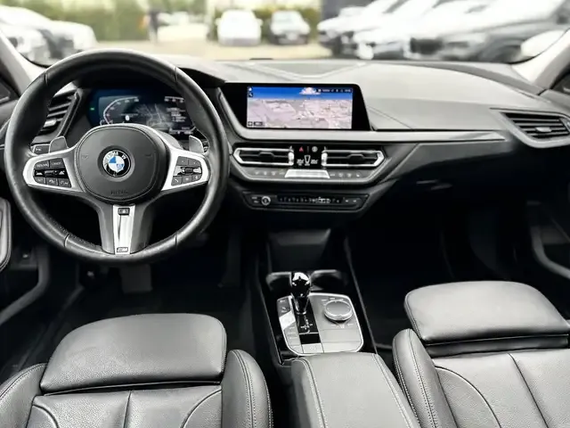 BMW 120
