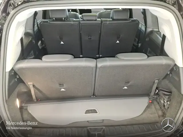 Mercedes-Benz GLB 220