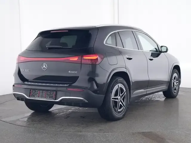Mercedes-Benz EQA 300