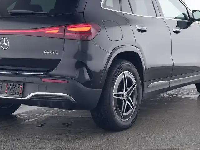 Mercedes-Benz EQA 300