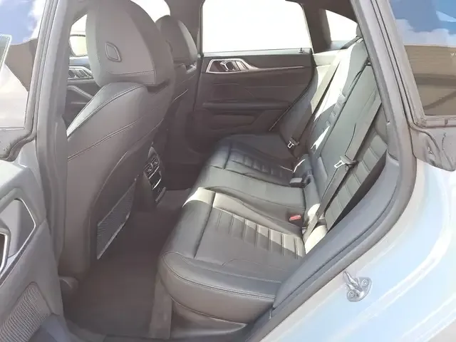 BMW 440