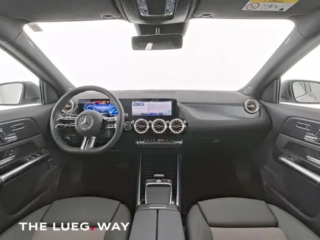 Mercedes-Benz EQA 300