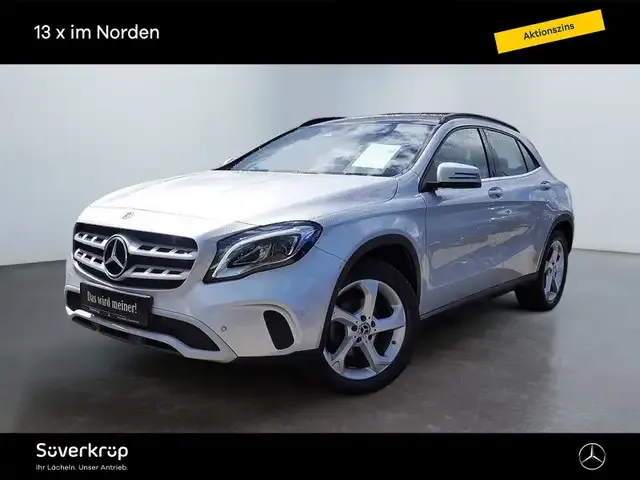 Mercedes-Benz GLA 180