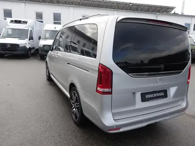 Mercedes-Benz V 300