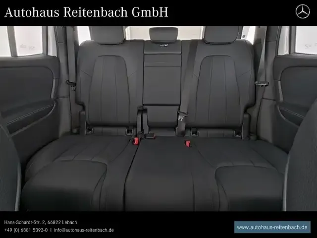 Mercedes-Benz EQB 300