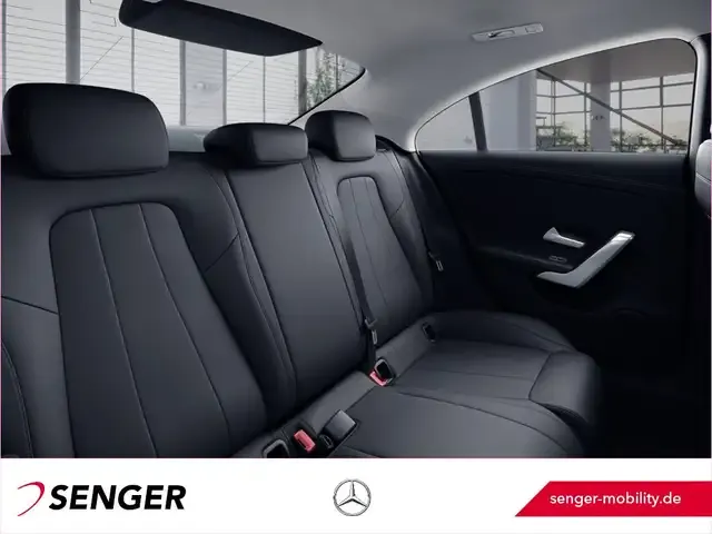 Mercedes-Benz CLA 180