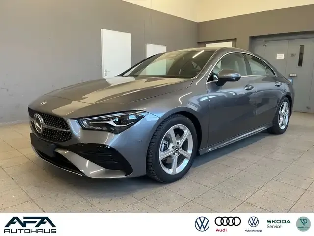 Mercedes-Benz CLA 180