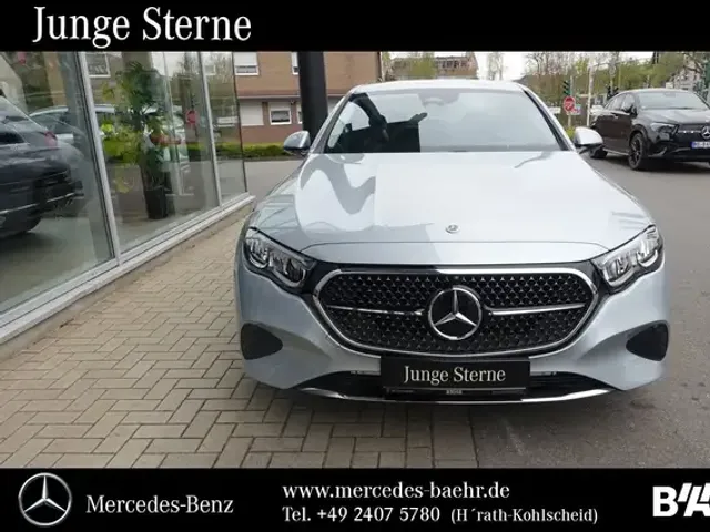 Mercedes-Benz E 220