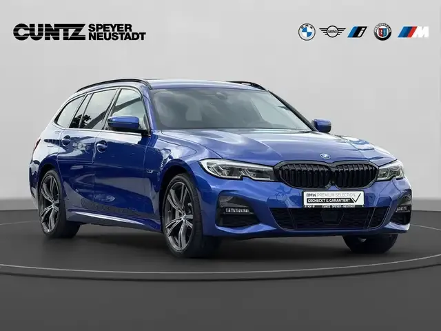 BMW 330