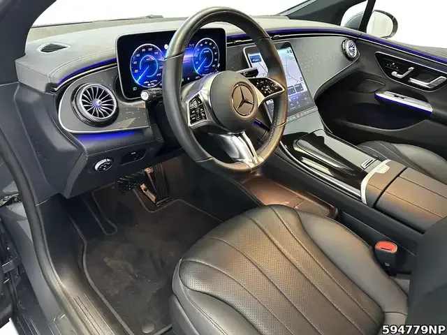 Mercedes-Benz EQE 300