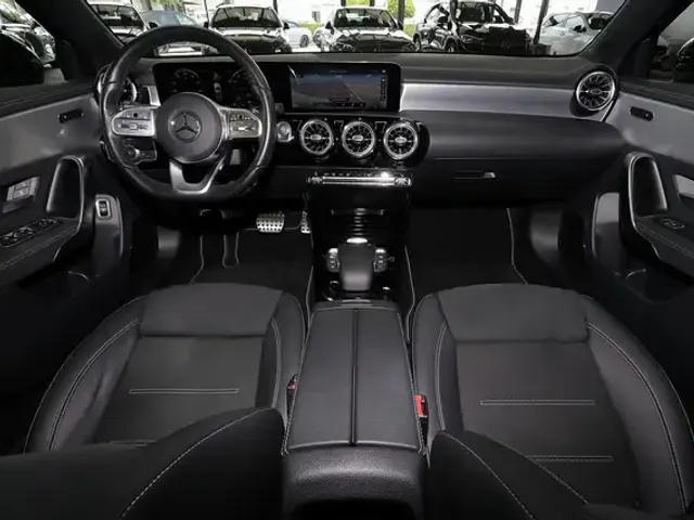 Mercedes-Benz A 250