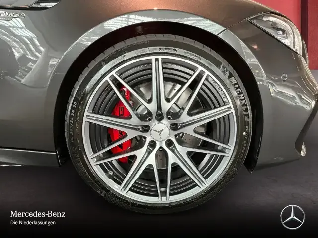 Mercedes-Benz C 63 AMG