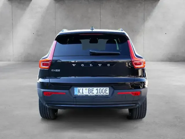 Volvo EX40