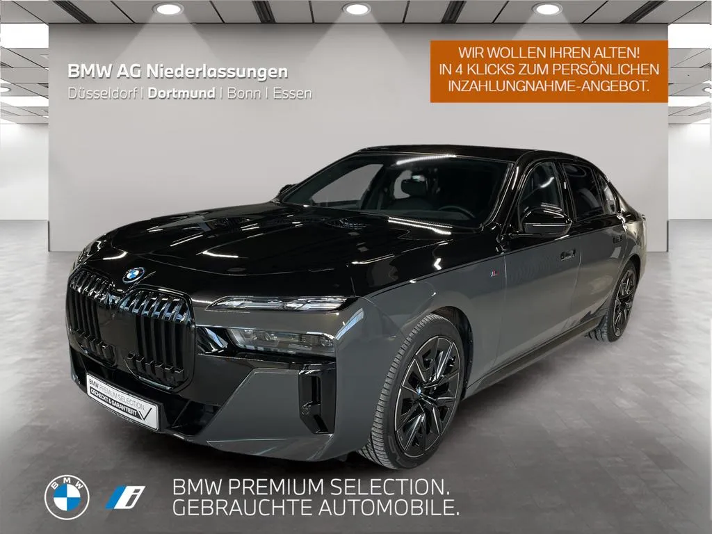 BMW i7